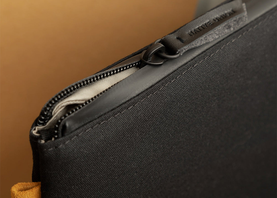 Native Union W.F.A. 13-tum Sleeve - Svart