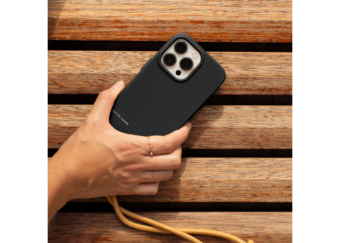 Native Union (Re)Classic skal för iPhone 15 Pro Max - Svart