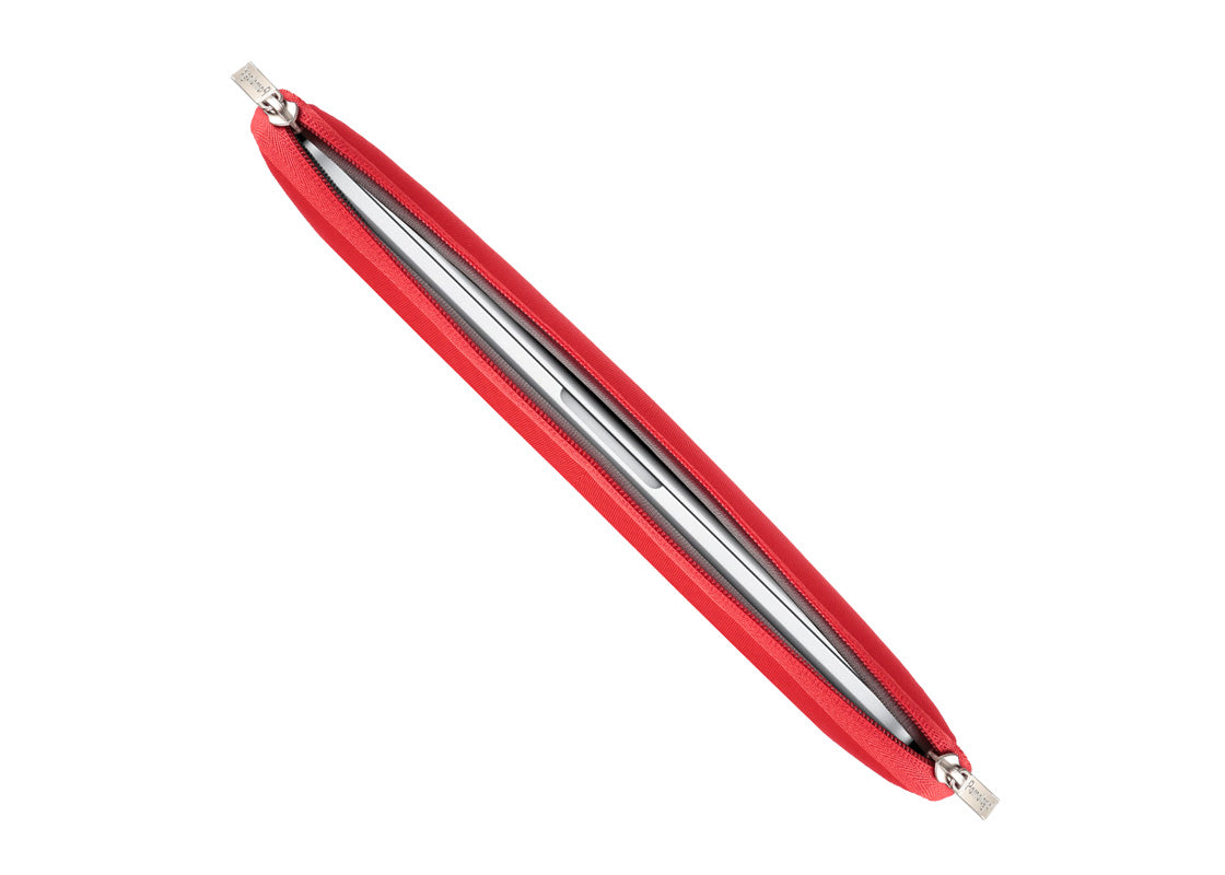 Pomologic Sleeve för MacBook Pro 14-tum - Röd