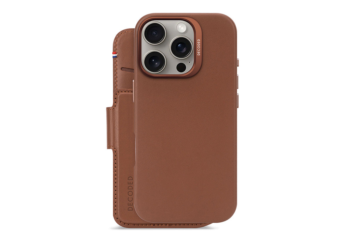 Decoded Plånboksfodral för iPhone 16 Pro - Tan