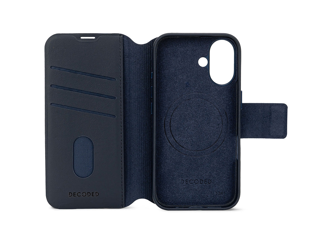 Decoded Plånboksfodral för iPhone 16 - Marinblå
