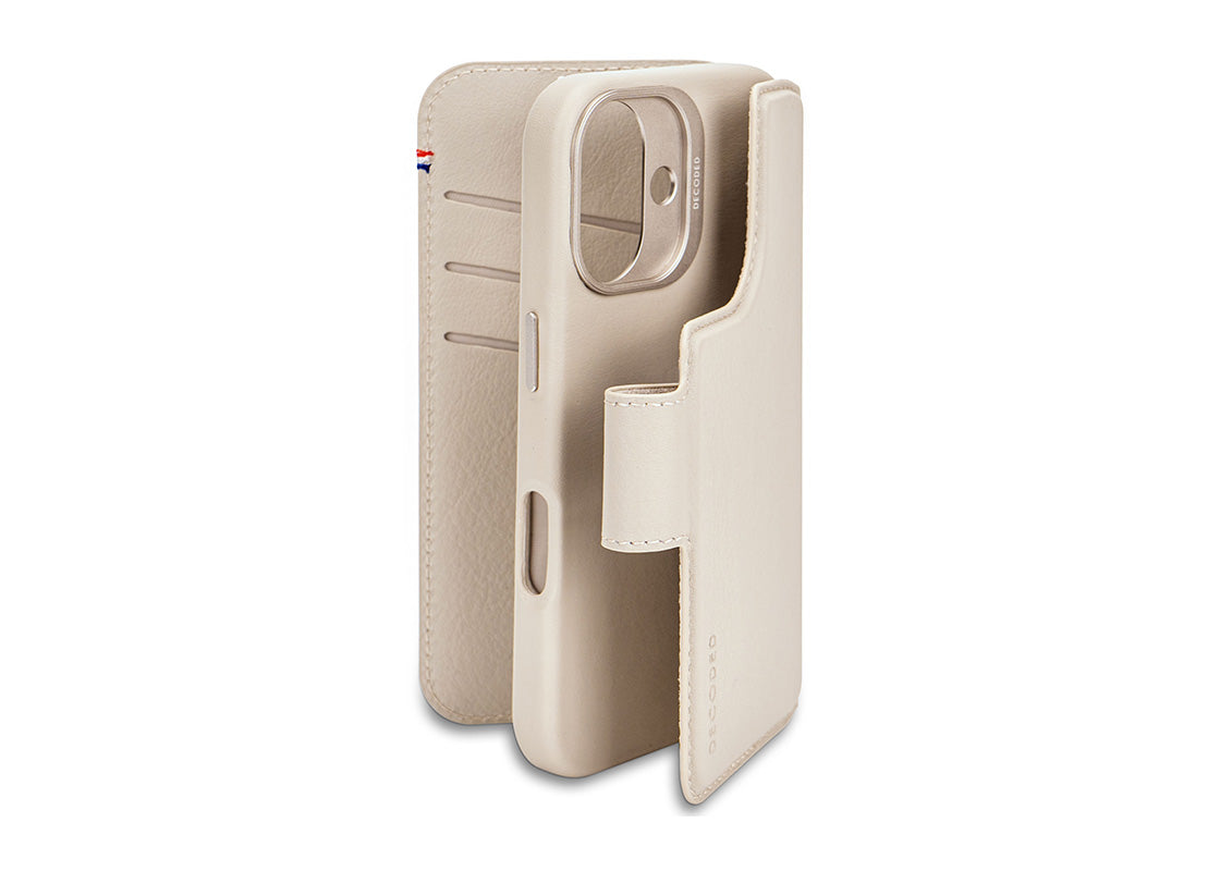 Decoded Plånboksfodral för iPhone 16 - Grå