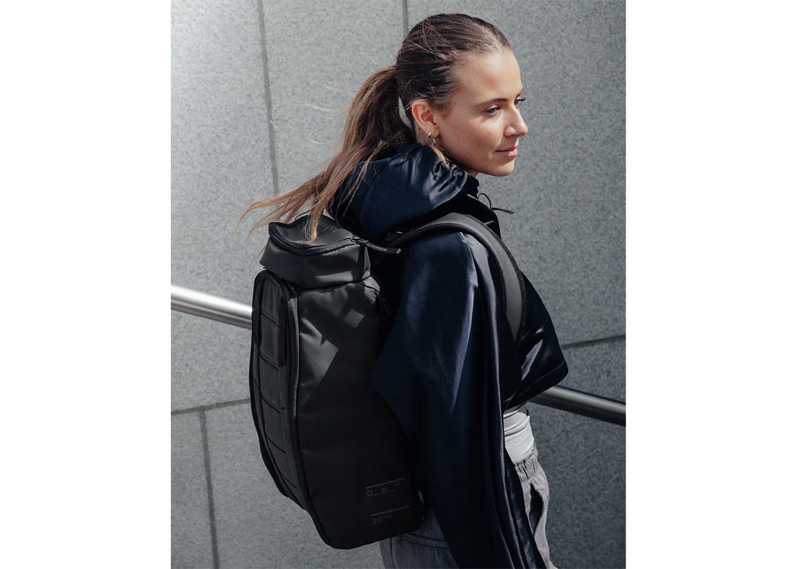 Db Hugger Ryggsäck 20L - Black Out