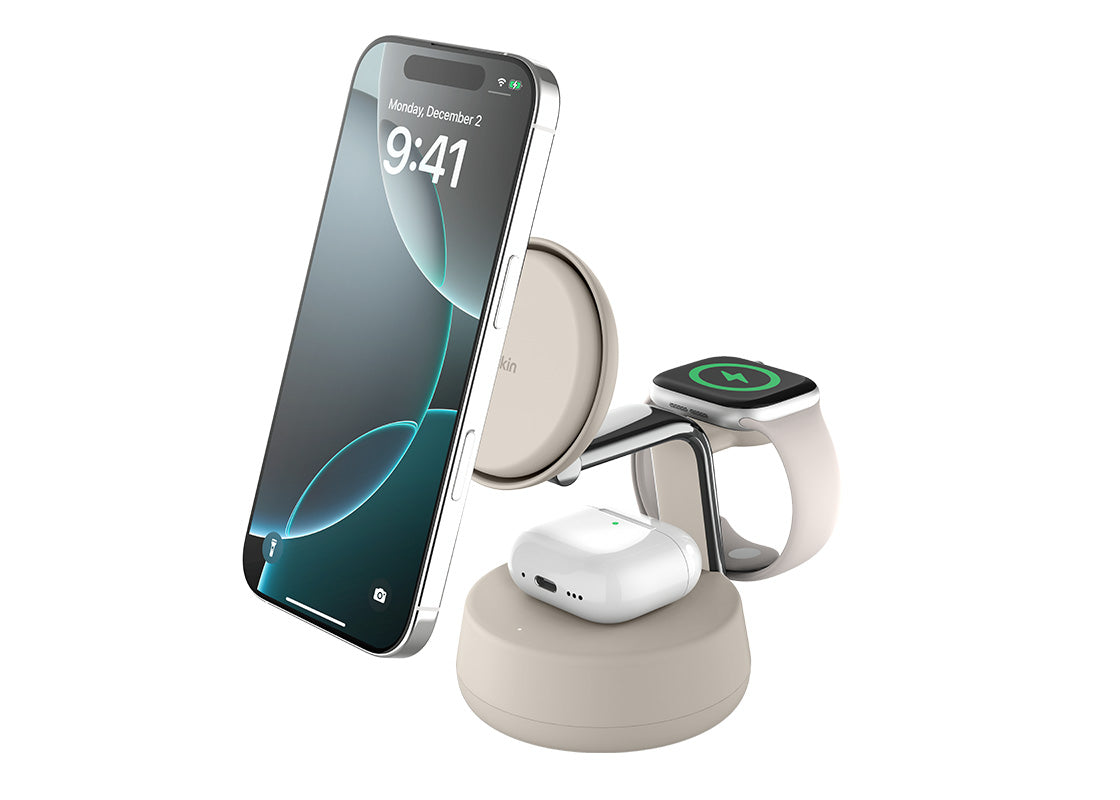 Belkin UltraCharge Pro 3-in-1 Magnetic Charging Dock Qi2.2 25W - Sand