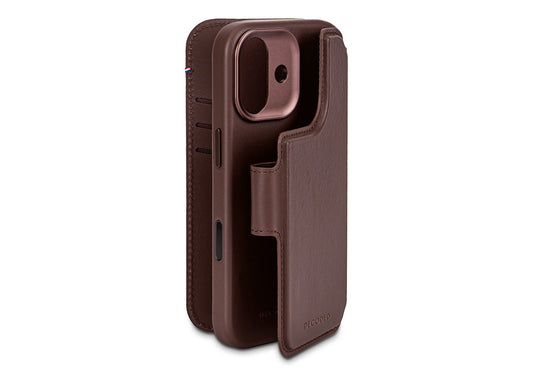 Decoded Leather Detachable Wallet for iPhone 17 - Brun