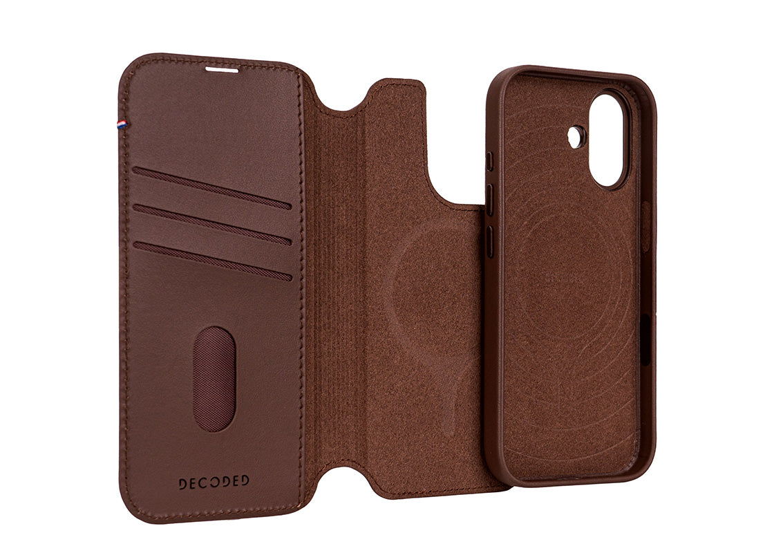 Decoded Leather Detachable Wallet for iPhone 17 - Brun