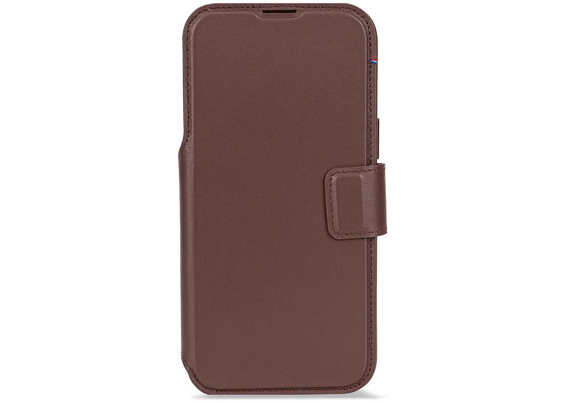 Decoded Leather Detachable Wallet for iPhone 17 Pro - Brun
