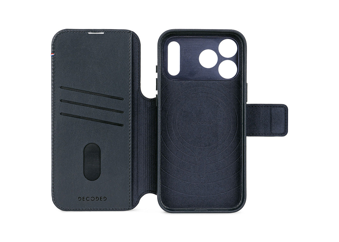 Decoded Leather Detachable Wallet for iPhone 17 Pro Max - Marinblå