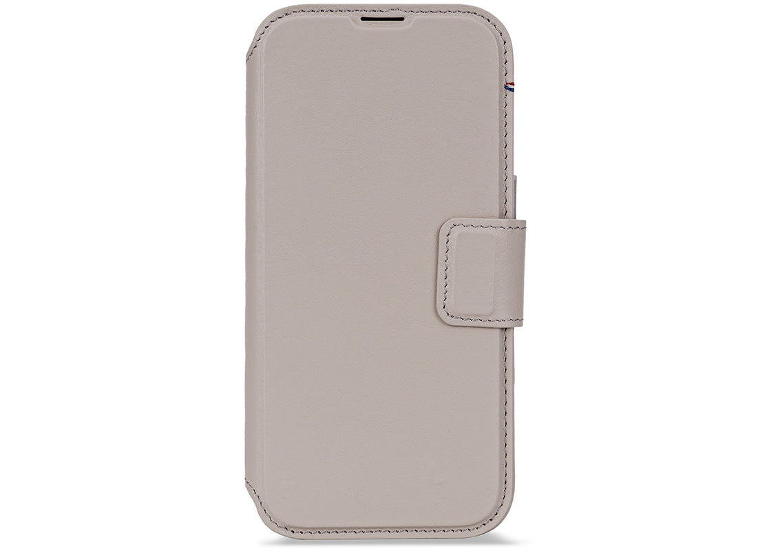 Decoded Leather Detachable Wallet for iPhone 17 - Beige