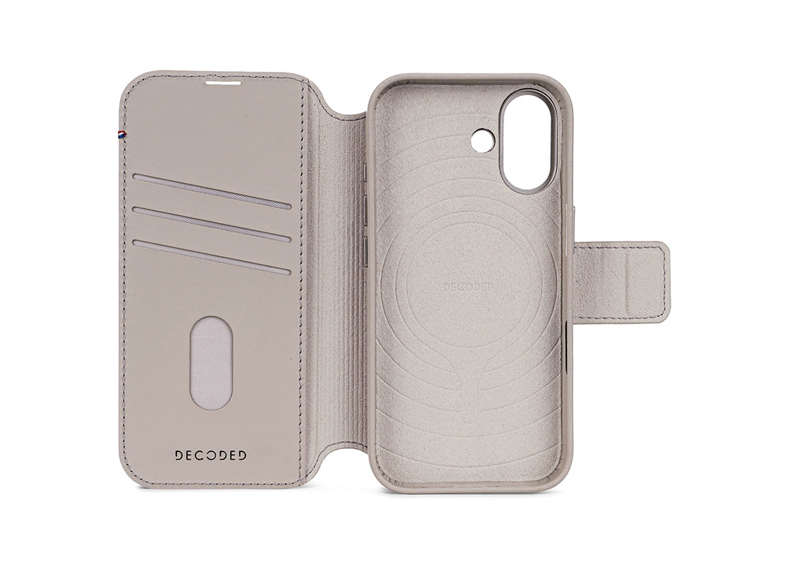 Decoded Leather Detachable Wallet for iPhone 17 - Beige