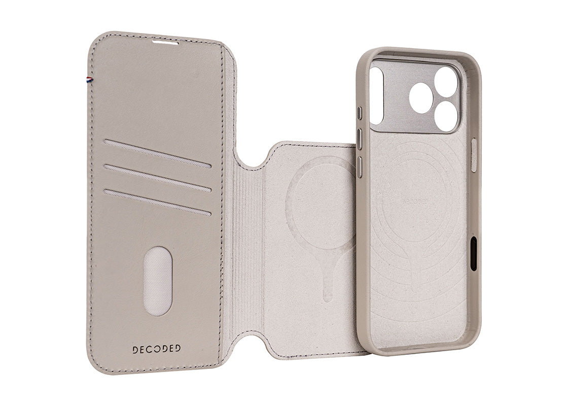 Decoded Leather Detachable Wallet for iPhone 17 Pro - Beige