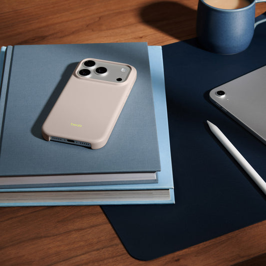 Beats-skal med MagSafe och kamerareglage till iPhone 17 Pro – kalksten