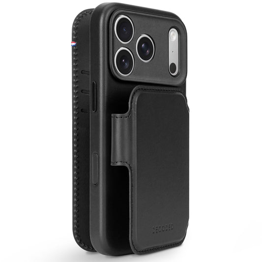 Decoded Leather Detachable Wallet iPhone 18 Pro Max Black