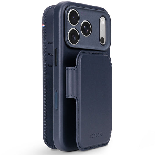 Decoded Leather Detachable Wallet iPhone 18 Pro Max Midnight